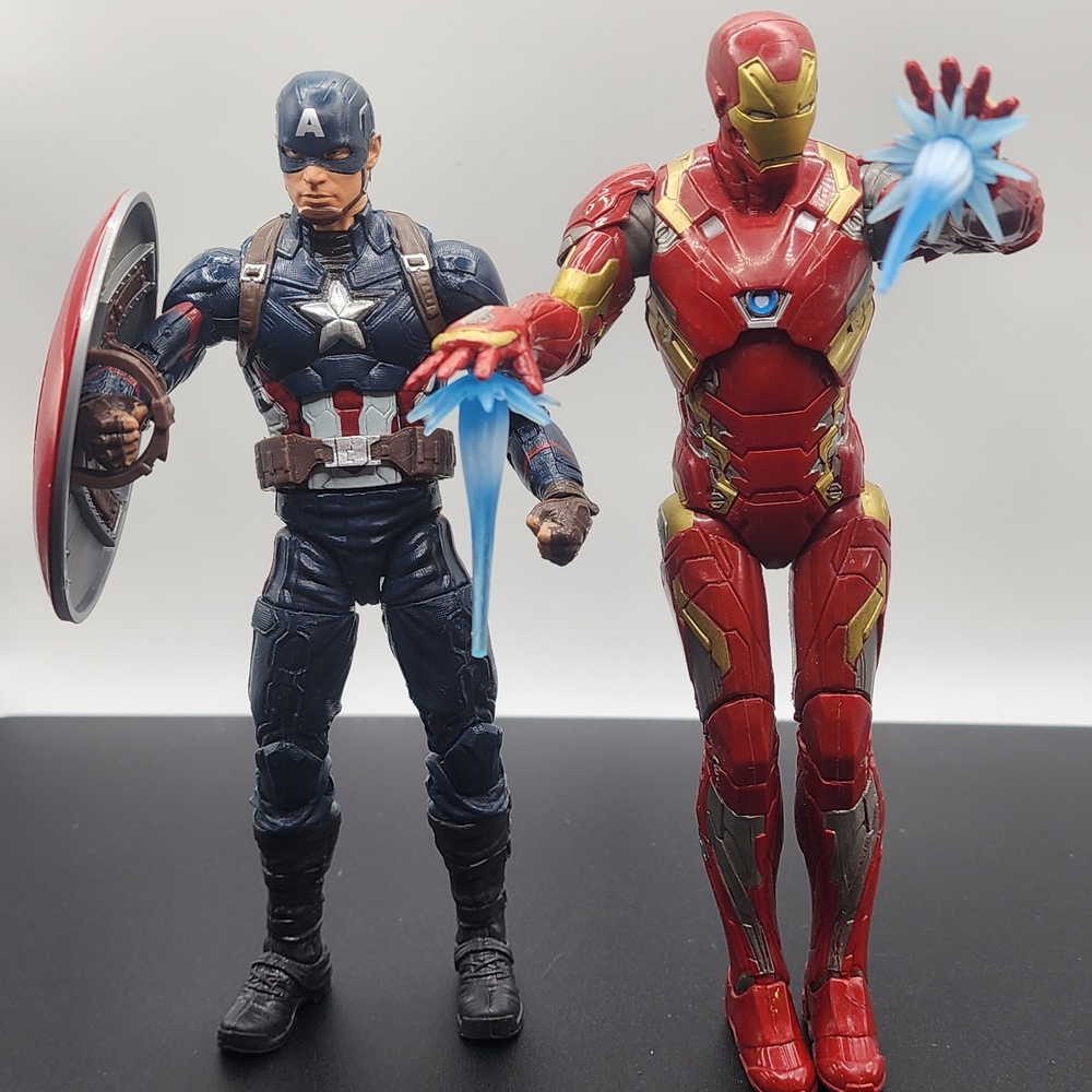Marvel Legends Action Figure Lot.Iron Man&Captain America Figures W/accessories.